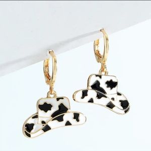 NWT Cowgirl Hat Earrings